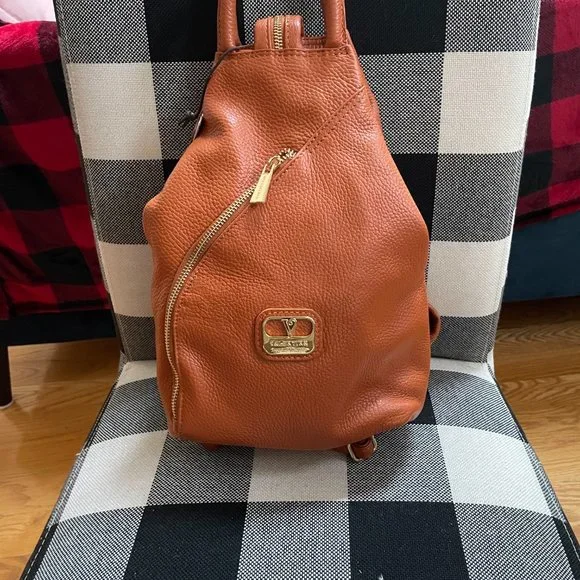 Made In Italy Leather Sling Backpack from VALENTINA - Picture 8 of 9